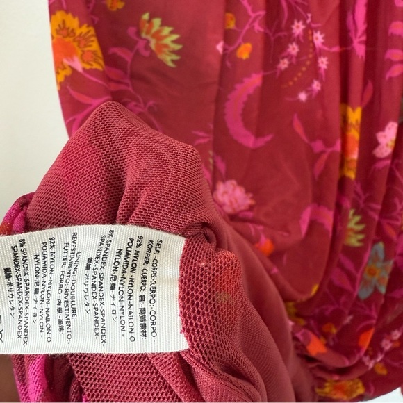 Free People Wildflower Honey Blouson Peasant Top Berry Floral Size Small - Picture 8 of 9